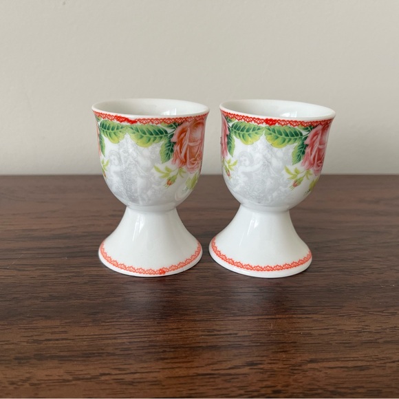 MEVIS LINE Floral Rose Soft Boiled Egg Cups Porcelain Set Of 2 cottage Shabby - Picture 4 of 13